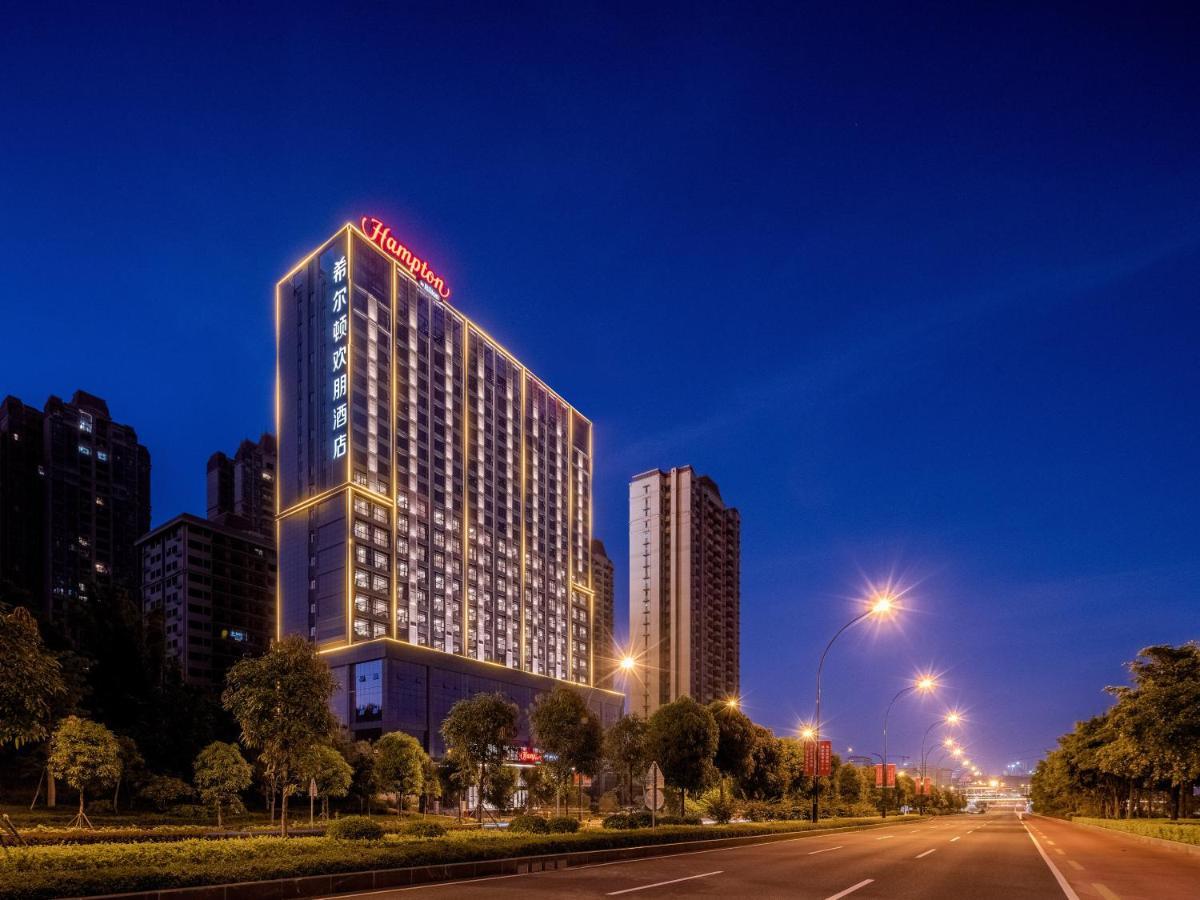 Отель Hampton By Hilton Nanning Wuxiang Экстерьер фото