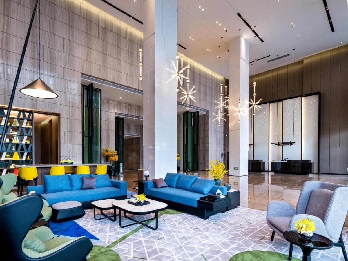 Отель Hampton By Hilton Nanning Wuxiang Экстерьер фото